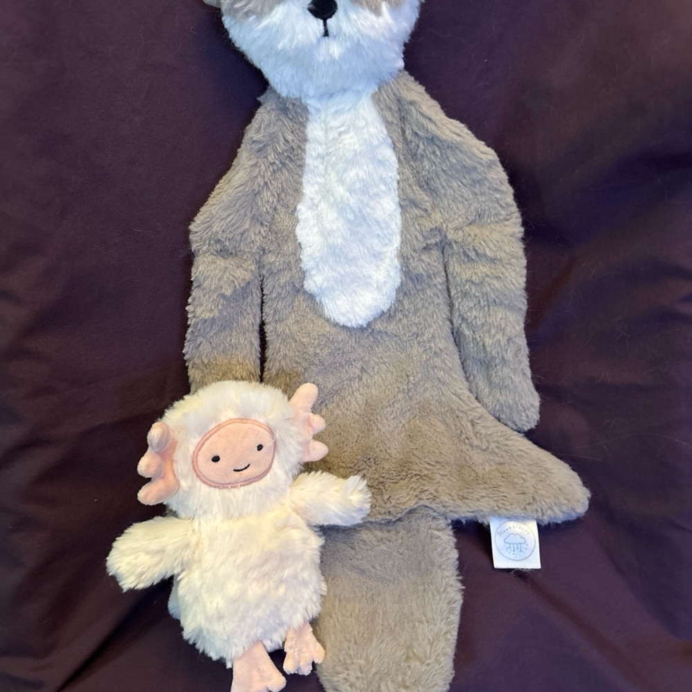 Slumberkins bundle of 2 grey with white OTTER Lovey  + mini SNOW DRAGED (flawed)